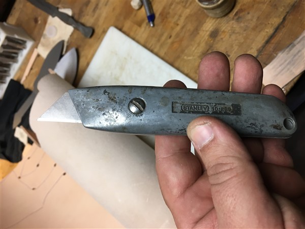 Roll-Sharp™ knife sharpener